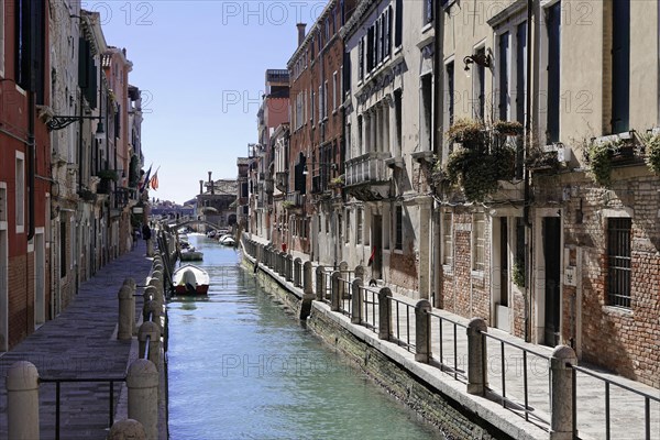 Boats, side canal, Venice, Veneto, Italy, Europe