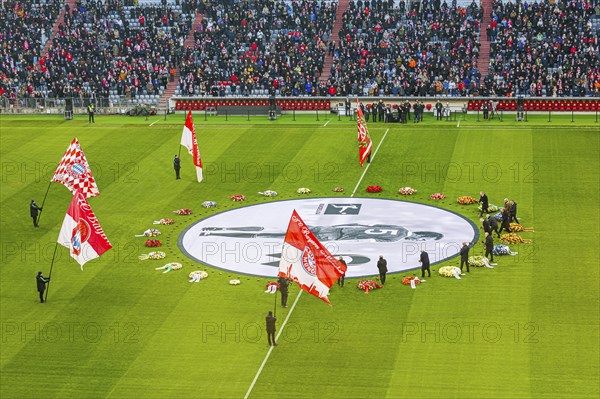 Former national football players bid farewell to Franz Beckenbauer, FC Bayern fan clubs wave flags, FC Bayern Munich funeral service for Franz Beckenbauer, Allianz Arena, Froettmaning, Munich, Upper Bavaria, Bavaria