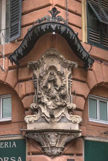 Veneration of the Virgin Mary with canopy, Old Town, Genoa, Italy, Europe