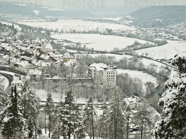 View of Muehlheim on the Danube, Muehlheim Castle, Rear Castle, Winter, Upper Danube, Tuttlingen, Baden-Wuerttemberg, Germany, Europe