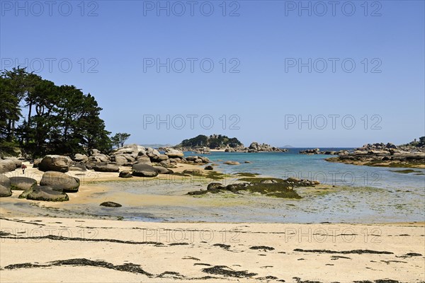 Bay of the pink granite coast with sandy beach and boulders, Tregastel, Cotes-d'Armor, Brittany, France, Europe