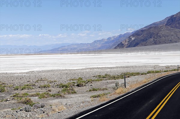 Highway 178 in Death Valley, Death Valley National Park, California, USA, North America