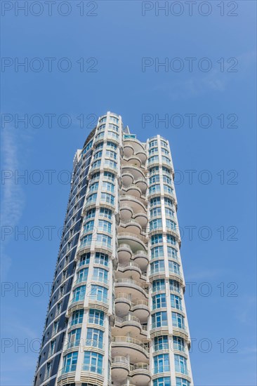 Low angle view of high rise apartment building in Istanbul, Tuerkiye