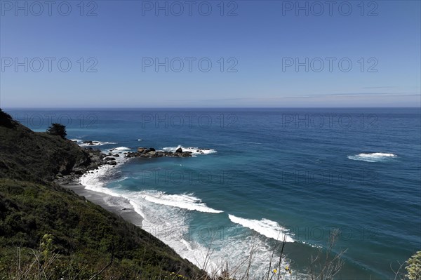 Coast near Big Sur, Pacific Ocean, California, USA, North America