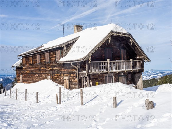 Winter atmosphere, snowy landscape, Schafbergalm, near St. Wolfgang am Wolfgangsee, Salzkammergut, Upper Austria, Austria, Europe