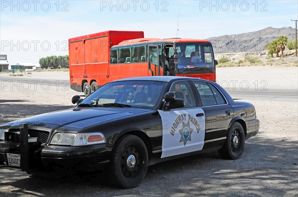 Highway 178 in Death Valley, Death Valley National Park, California, USA, North America