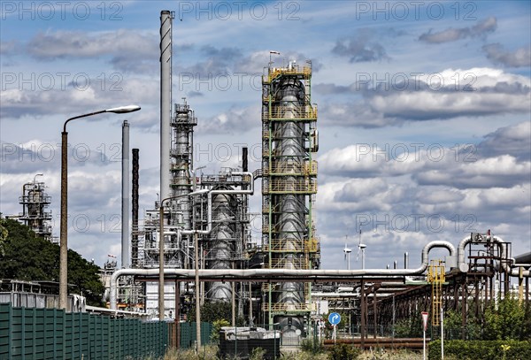 PCK Raffinerie GmbH Schwedt.the refinery could be converted to produce climate-neutral paraffin in the long term, Schwedt, 14 July 2022