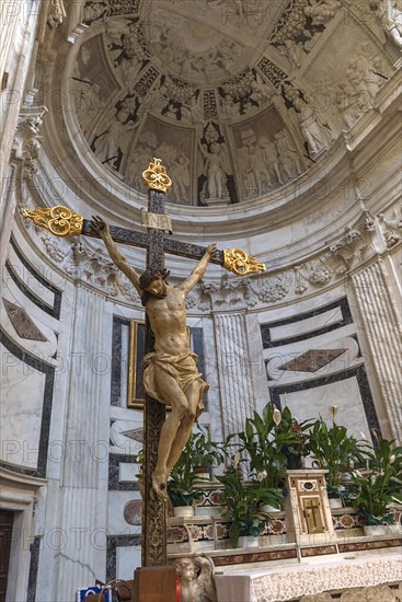 Christ's cross on the chancel of the church of San Pietro ion Banchi, consecrated in 1585, Piazza Banchi Genoa, Italy, Europe