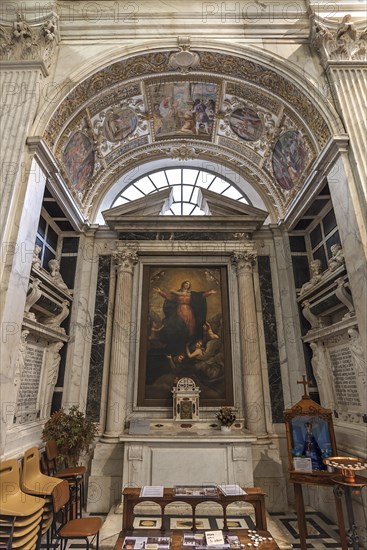 Veneration of the Virgin Mary in the side altar of the church of San Pietro ion Banchi, consecrated in 1585, Piazza Banchi Genoa, Italy, Europe