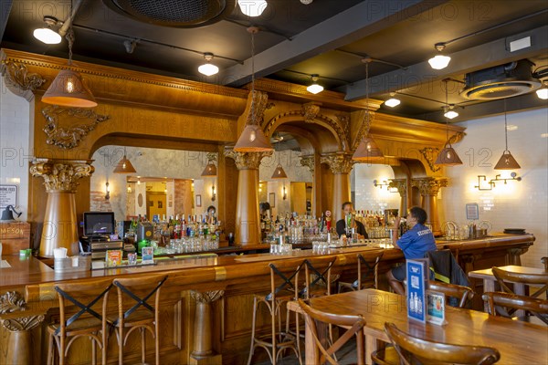 Pub inside Hamilton Bermuda