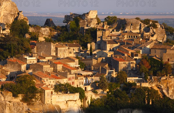 Les Baux-de-Provence in the evening sun, Alpilles, Bouches-du-Rhone, Provence, France, Europe