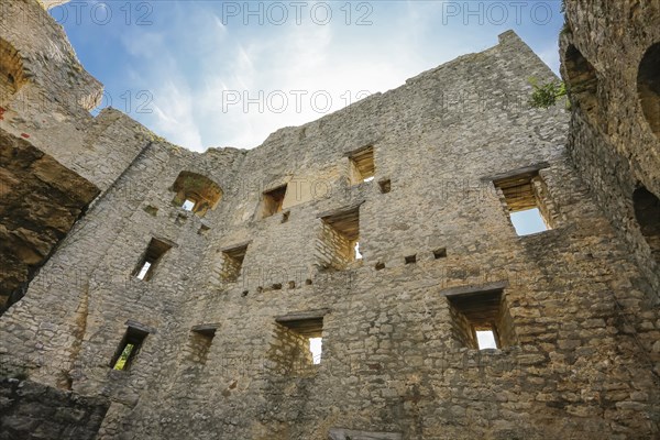 Ruin Reussenstein, ruin of a rock castle above Neidlingen, rock above the Neidlingen valley, ministerial castle of the Teck lordship, wall, stones, historical building, Neidlingen, Swabian Alb, Baden-Wuerttemberg, Germany, Europe