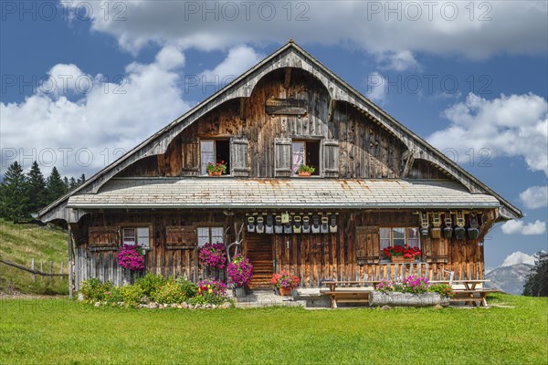 Farmhouse on the Rigi, Lake Lucerne, Canton Lucerne, Switzerland, Rigi, Schwyz, Switzerland, Europe