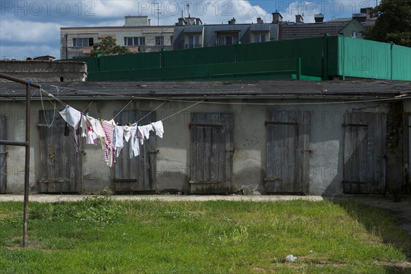 Housing estate with shed, garden and washing line, living, lifestyle, washing, traditional, dilapidated, Eastern Europe