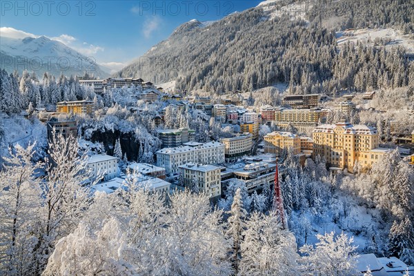 Snow-covered winter panorama of the village, Bad Gastein, Gastein Valley, Hohe Tauern National Park, Salzburg province, Austria, Europe