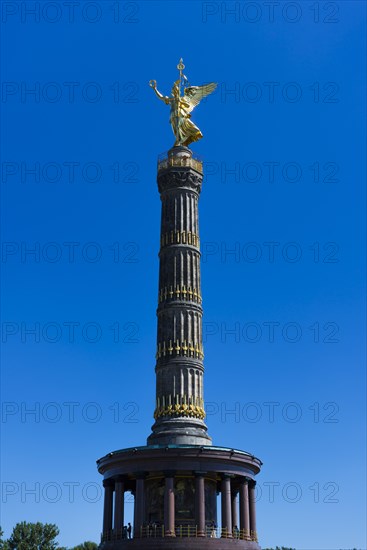 The Victory Column on the Strasse des 17. Juni, monument, sculpture, golden, gold, angel, sight, attraction, landmark, blue sky, sunny, glamour, shiny, Berlin, Germany, Europe