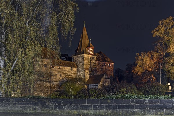 Wenzelburg or Laufer Kaiserburg castle illuminated at night, rebuilt by Emperor Charles IV in 1556, Schlossinsel 1, Lauf an der Pegnitz, Middle Franconia, Bavaria, Germany, Europe