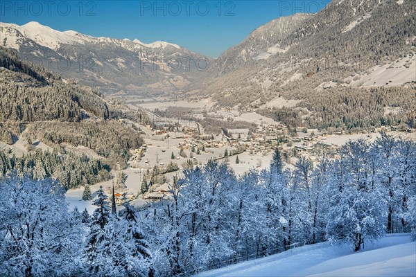 Snow-covered winter panorama of the valley, Bad Gastein, Gastein Valley, Hohe Tauern National Park, Salzburg province, Austria, Europe