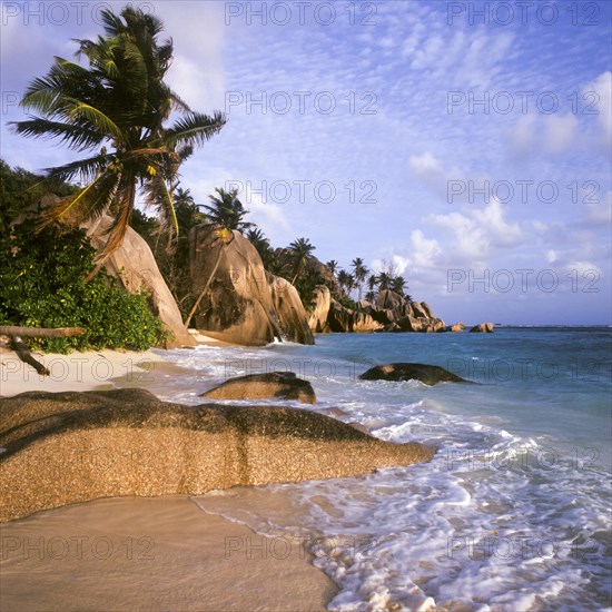 Granite rocks on Anse Source a Jean beach, La Digue, Seychelles, Indian Ocean, Africa