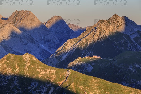 Mountain landscape with alpine hut at morning light, summer, Rotmoosalm, Wetterstein range, Tyrol, Austria, Europe