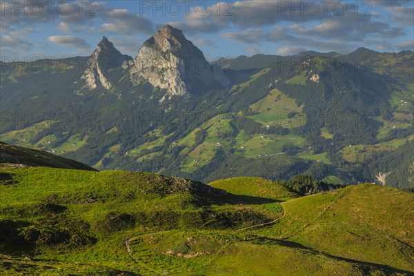 View from Fronalpstock to the Little and Great Mythen, Schyz Alps, Canton Schwyz, Switzerland, Morschach, Schwyz, Switzerland, Europe