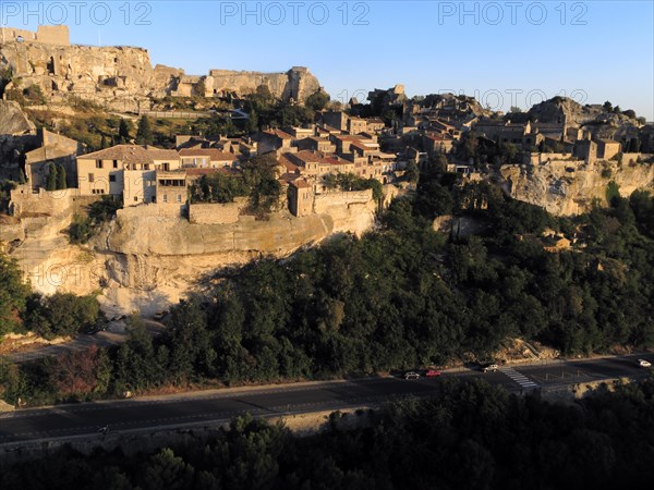 Les Baux-de-Provence in the evening sun, Alpilles, Bouches-du-Rhone, Provence, France, Europe