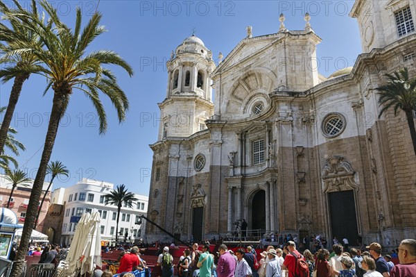 Crowd in front of the Cathedral of Cadiz, Cathedral of the Holy Cross over the sea, Semana Santa, Cadiz, Spain, Europe