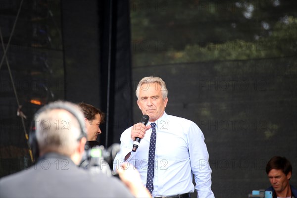 Major demonstration Berlin invites Europe - A celebration of peace and freedom Berlin 29 August 2020: Speech by Robert F. Kennedy Jr