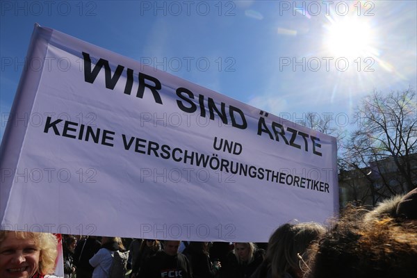 Large demonstration by critics of the corona measures in Kassel: Protests took place simultaneously in many countries under the motto World Wide Demonstration for Freedom, Peace and Human Rights