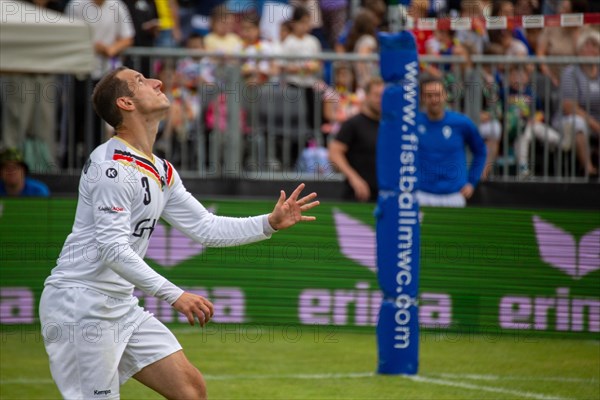 Fistball World Championship from 22 July to 29 July 2023 in Mannheim: At the end of the preliminary round, Germany won 3:0 sets against Italy and finished the preliminary round group A as the winner as expected. Here in the picture: Philipp Hofmann from TSV Hagen