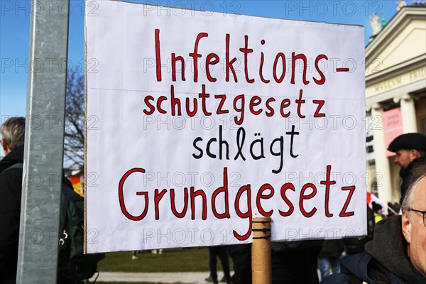 Large demonstration by critics of the corona measures in Kassel: Protests took place simultaneously in many countries under the motto World Wide Demonstration for Freedom, Peace and Human Rights