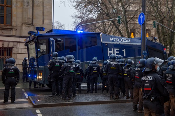 Demonstration in Frankfurt against the corona measures: The demonstration was broken up after a few minutes due to a lack of safety distances between the participants. Water cannons were brought into position