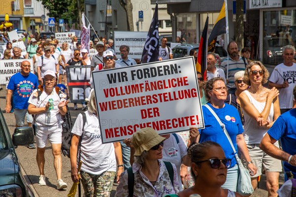 Demonstration in Landau, Palatinate: The demonstration was directed against the government's planned corona measures. There were also calls for peace negotiations instead of arms deliveries and effective measures to curb inflation