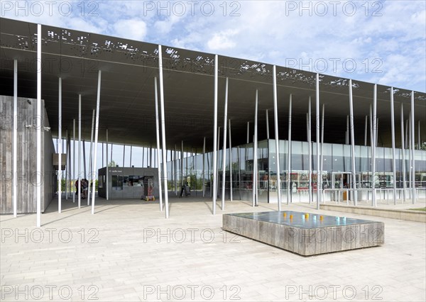 New visitor centre building designed by Denton Corker Marshall 2013, Stonehenge, Wiltshire, England, UK