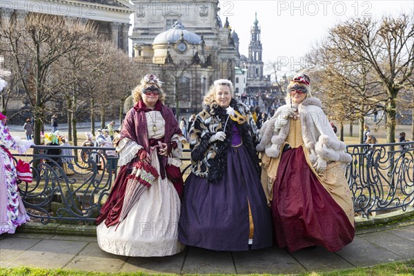 LUST & PASSION & JOY OF LIFE, for the joy of the masquerade, the Elbvenezian Carnival took place in Dresden on the weekend in front of Rose Monday. The highlight was the joint stroll through the historic centre with masks in robes in the style of the Elbe Venetian Carnival from the Neumarkt through the Altmarktgalerie, the Schlossstrasse, through the Stallhof, along the Fuerstenzug, onto the Bruehlsche Terrasse and into the Bruehlsche Garten, Dresden, Saxony, Germany, Europe