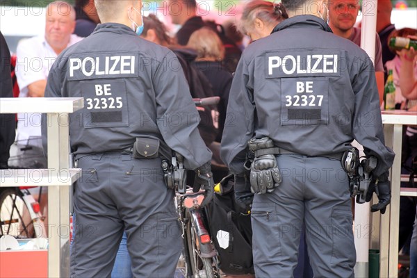 Berlin: The planned lateral thinkers' demonstration for peace and freedom against the German government's corona measures was banned. Some demonstrators were nevertheless on site