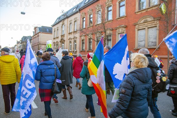 Demonstration in Landau in der Pfalz in favour of peace negotiations, affordable energy and living costs and politicians' liability. The demonstration was organised by a private individual