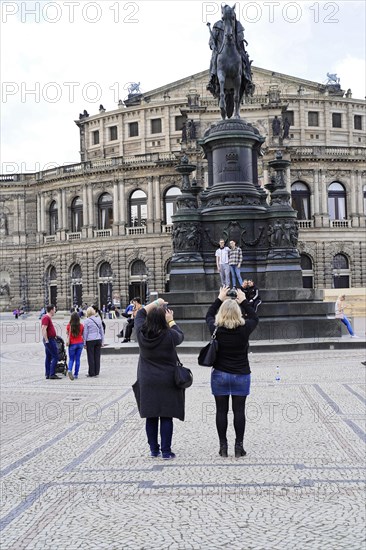 Semper Opera House with King John Monument, Opera House of the Saxon State Opera Dresden, Court and State Opera of Saxony, Theaterplatz, Dresden, Saxony, Germany, Europe
