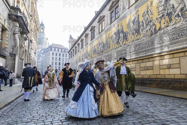 LUST & PASSION & JOY OF LIFE, for the joy of the masquerade, the Elbvenezian Carnival took place in Dresden on the weekend in front of Rose Monday. The highlight was the joint stroll through the historic centre with masks in robes in the style of the Elbe Venetian Carnival from the Neumarkt through the Altmarktgalerie, the Schlossstrasse, through the Stallhof, along the Fuerstenzug, onto the Bruehlsche Terrasse and into the Bruehlsche Garten, Dresden, Saxony, Germany, Europe