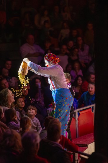 Ludwigshafen 24.12.2023: Performance of the Ludwigshafen Christmas Circus on Christmas Eve