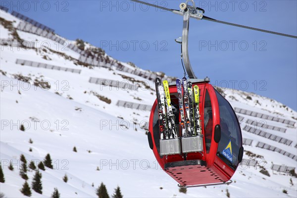 The Schoenjochbahn cable car in Fiss, Austria (20/02/2020)