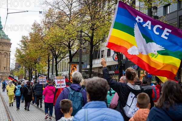 Mannheim: Demonstration against the government's energy policy, foreign policy and corona policy