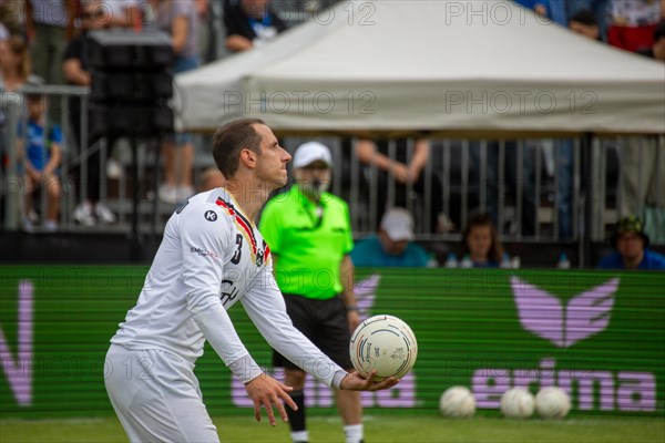 Fistball World Championship from 22 July to 29 July 2023 in Mannheim: At the end of the preliminary round, Germany won 3:0 sets against Italy and finished the preliminary round group A as the winner as expected. Here in the picture: Philipp Hofmann from TSV Hagen