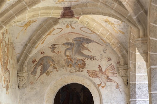 Image set of Casas Pintadas, Evora, Portugal unusual 16th-century murals paintings of creatures real and imagined, birds, hares, foxes, a basilisk, a mermaid and a harpy