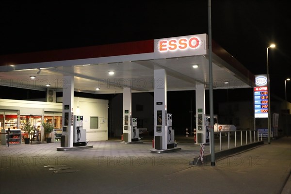 Esso petrol station (Mutterstadt, Rhineland-Palatinate)