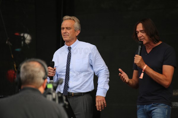 Major demonstration Berlin invites Europe - A celebration of peace and freedom Berlin 29 August 2020: Speech by Robert F. Kennedy Jr