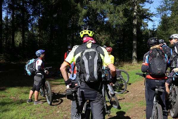 Mountain bike tour through the Bavarian Forest with the DAV Summit Club: stopover on the way to the Kleiner Arber