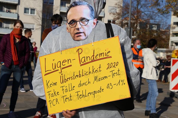 Speyer: Corona protests against the federal government's measures. The protests were organised by the Querdenken 6232 Speyer initiative