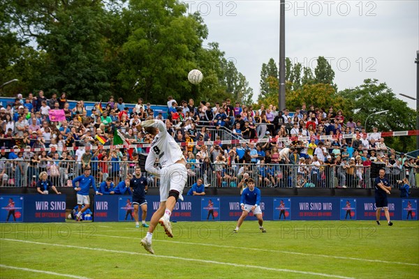 Fistball World Championship from 22 July to 29 July 2023 in Mannheim: At the end of the preliminary round, Germany won 3:0 sets against Italy and finished the preliminary round group A as the winner as expected. Here in the picture: Nick Trinemeier from TSV Pfungstadt