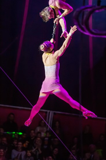 Ludwigshafen 24.12.2023: Performance of the Ludwigshafen Christmas Circus on Christmas Eve